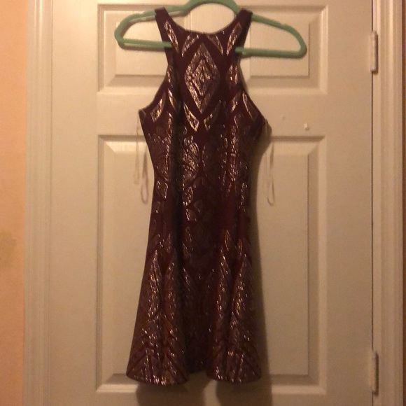 Dress - Picture 1 of 3